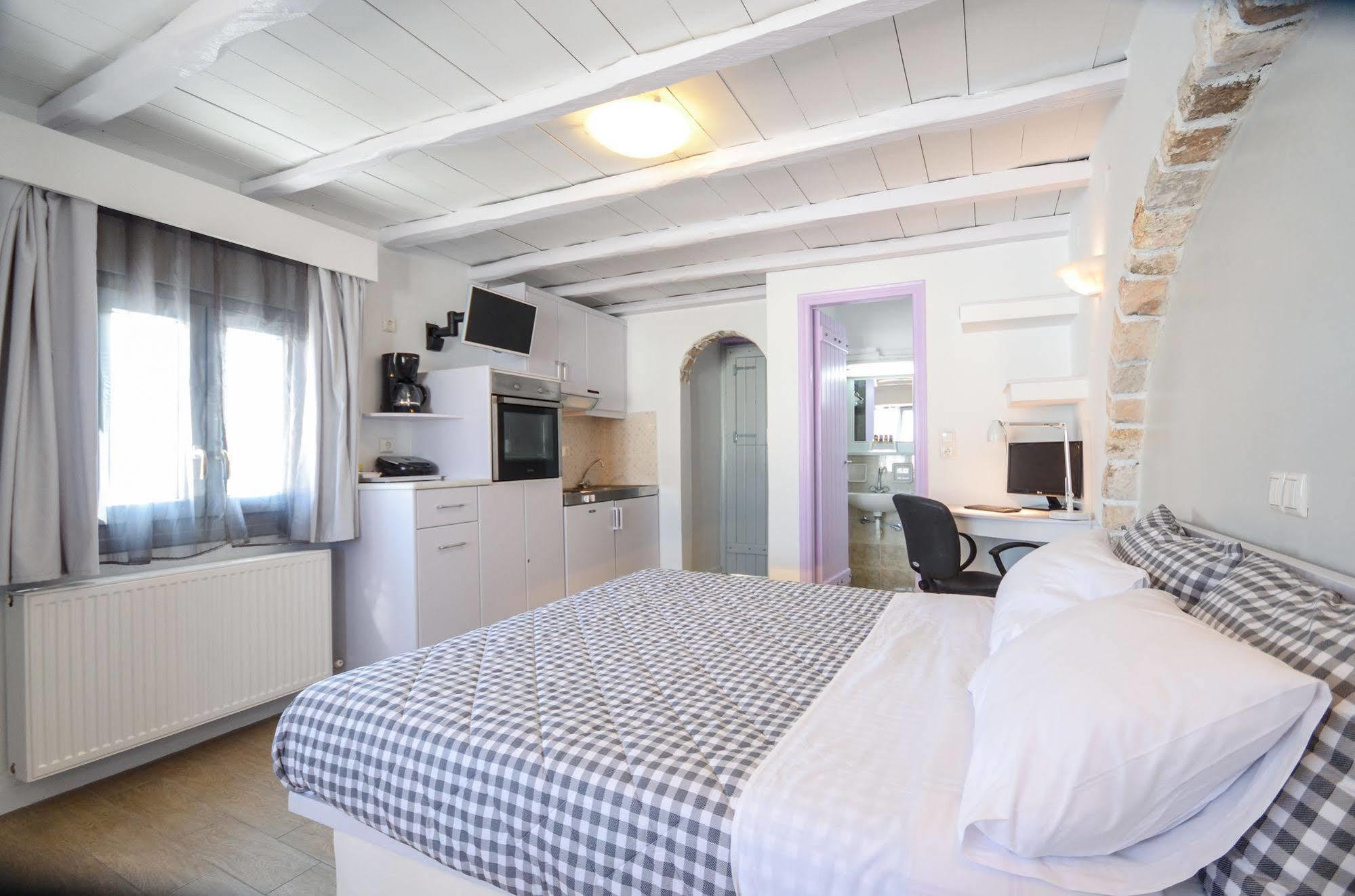Santa Katerina Apartments & Studios Naxos City Ngoại thất bức ảnh