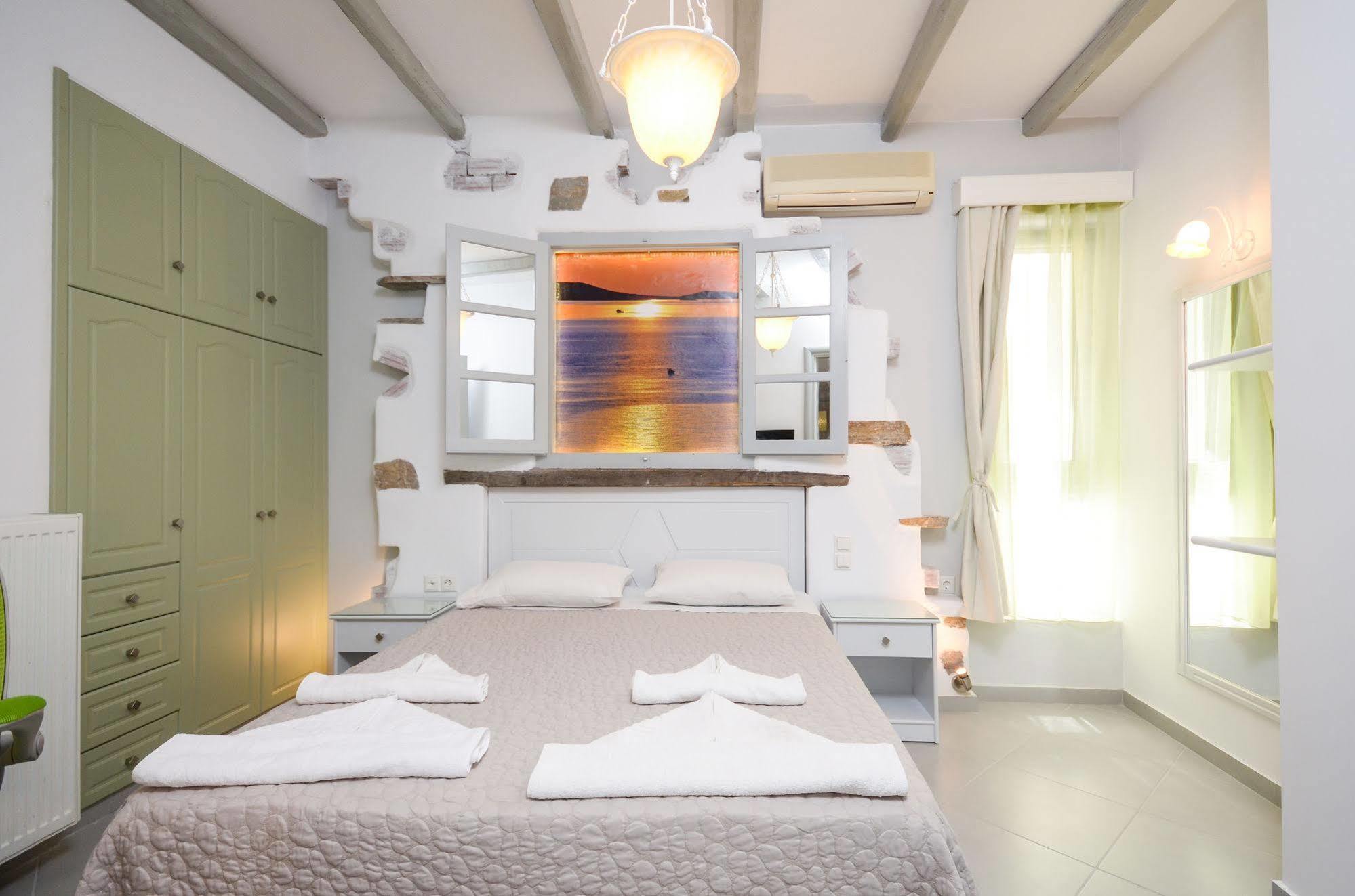 Santa Katerina Apartments & Studios Naxos City Ngoại thất bức ảnh